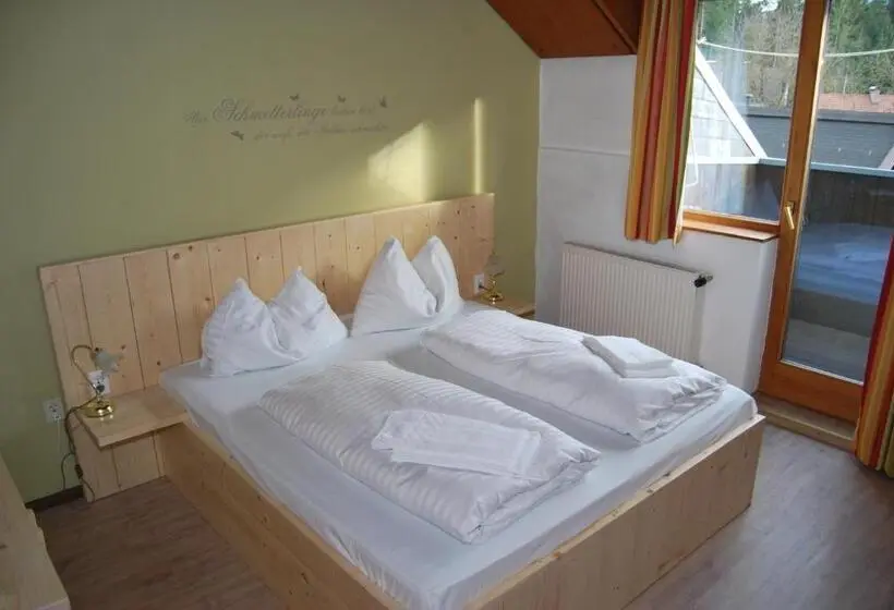 اتاق استاندارد چهار تخته, Gästehaus Pernull