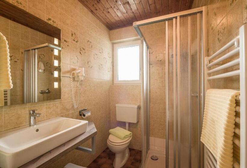 标准间, Landgasthof Pfarrwirt