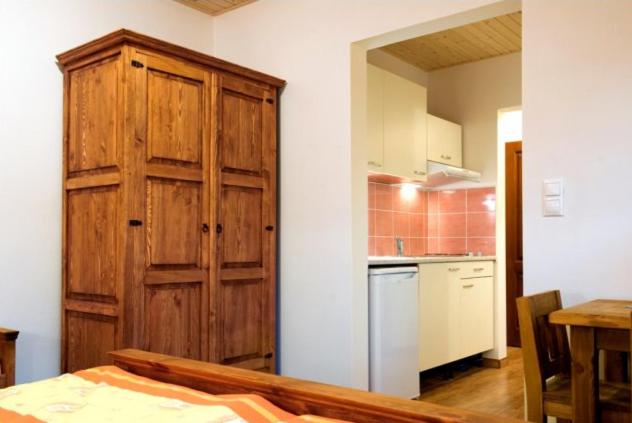 标准工作室, Penzión Luka