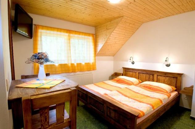 标准工作室, Penzión Luka