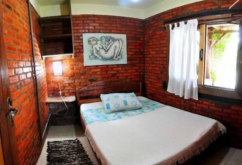 סוויטה, Pousada Meia Lua