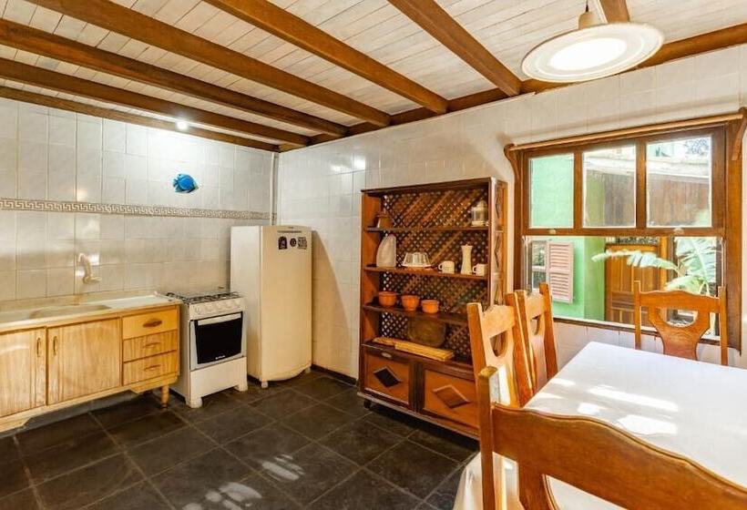 בקתת חדר, Pousada Meia Lua