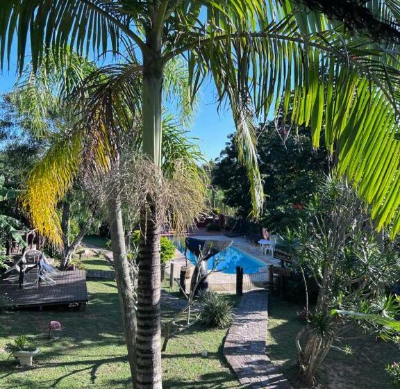 סוויטה, Pousada Meia Lua