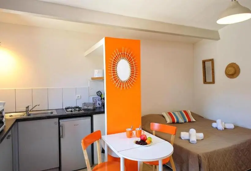 Talo 1 Makuuhuone, Residence Sophia