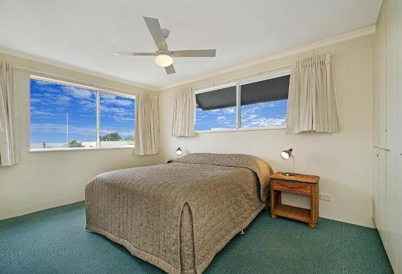 Апартаменты 3 Спальни, The Beach Houses Maroochydore