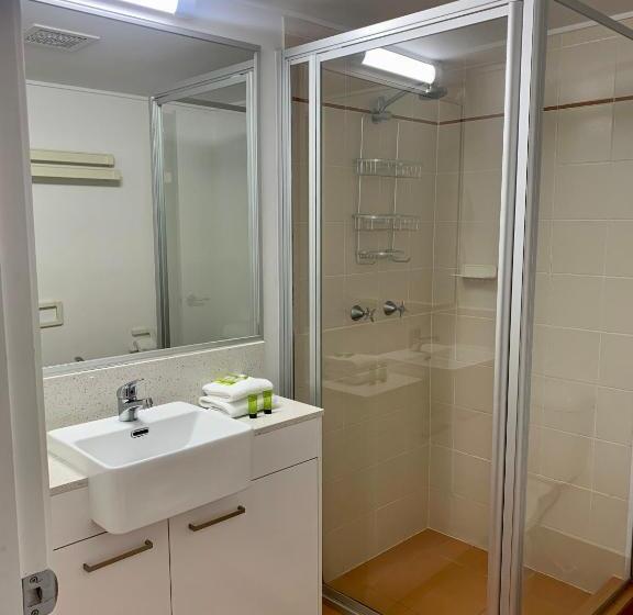 آپارتمان داخلی 2 خوابه, The Beach Houses Maroochydore