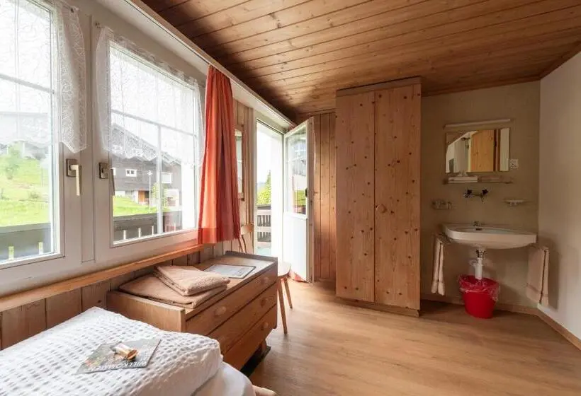 Standard Yhden Hengen Huone Jaettu Kylpyhuone, Schwendi Lodge