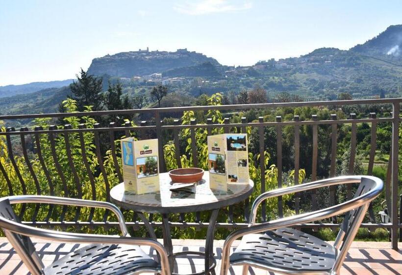 غرفة قياسية مزوَّدة بشُرفة, Azienda Agrituristica Biologica Il Querceto