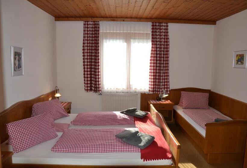 バルコニー付2ベッドルームアパートメント, Erlebnisbauernhof Urak