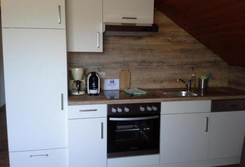 バルコニー付2ベッドルームアパートメント, Erlebnisbauernhof Urak