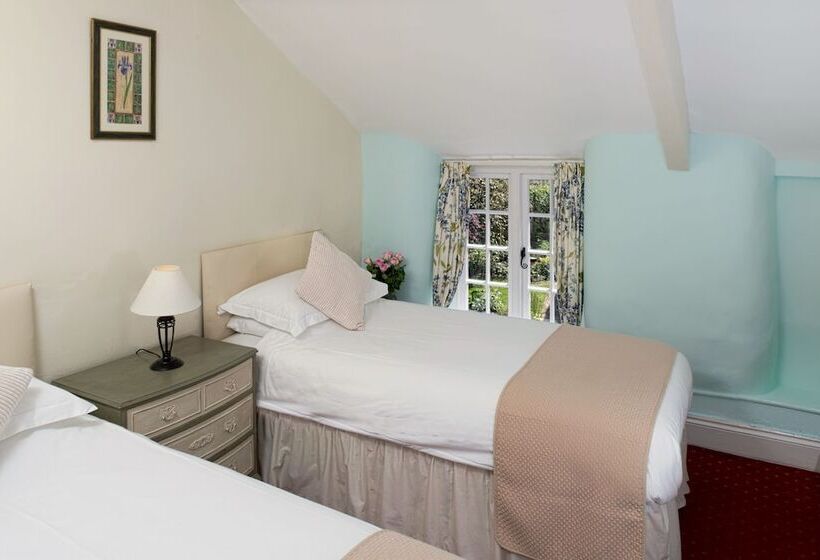 غرفة قياسية, Ammonite Lodge