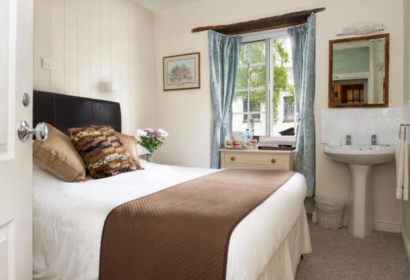 غرفة قياسية, Ammonite Lodge