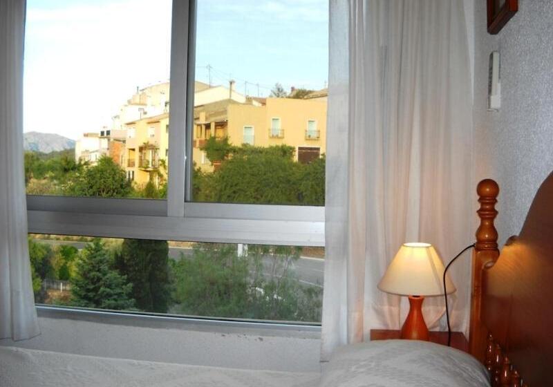 Номер Economy, Pensión El Pirineo