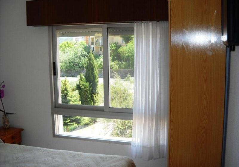 Номер Economy, Pensión El Pirineo