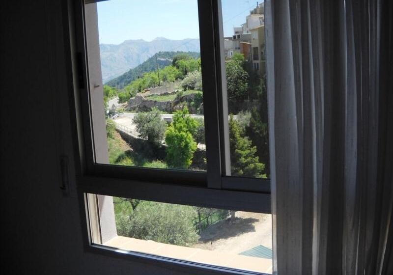 Номер Economy, Pensión El Pirineo