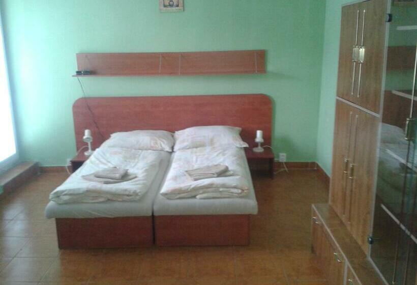 스탠다드 트리플 룸, Garni Hotel Sonata