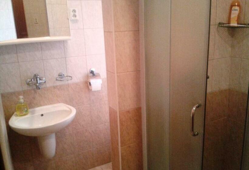 Standardrum, Garni Hotel Sonata