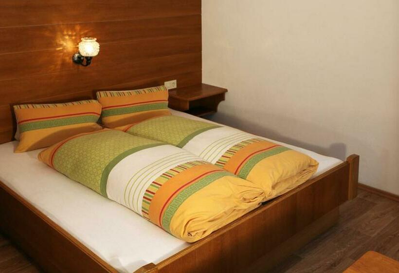 Standardrum, Haus Helga