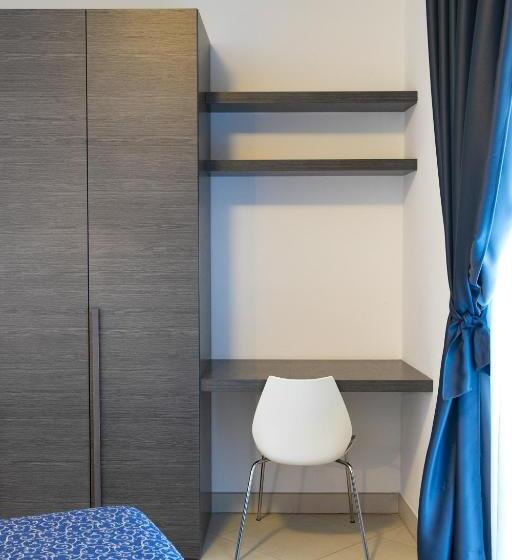 Superior 2-bedroom flat with sea view, Residence Mareamare