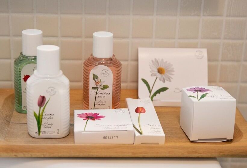 דירת שני חדרים, Residence Mareamare