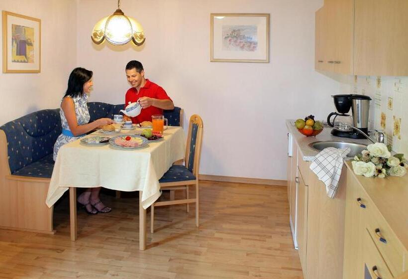 2 Bedrooms Apartment Mountain View, Residence St Konstantin