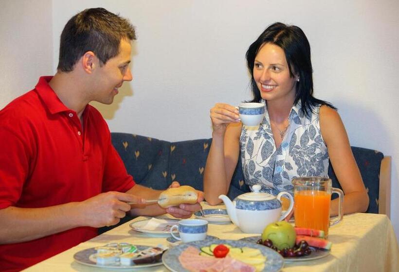 2 Bedrooms Apartment Mountain View, Residence St Konstantin