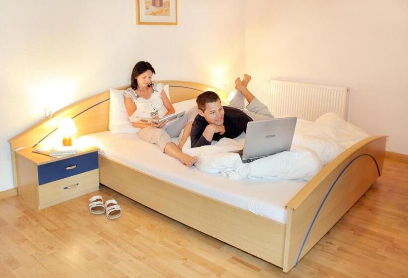 2 Bedrooms Apartment Mountain View, Residence St Konstantin