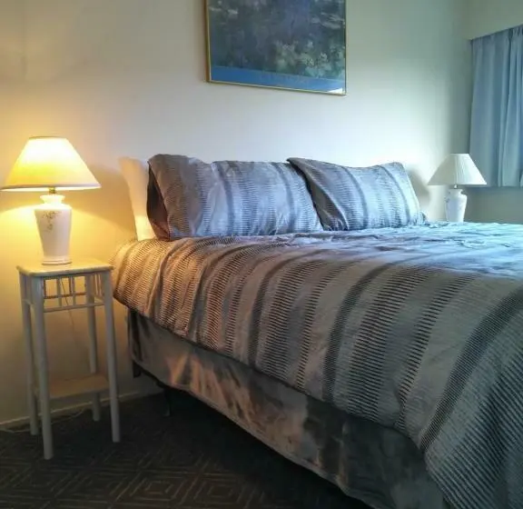 ２ベッドルームアパートメント, Rosedale Manor