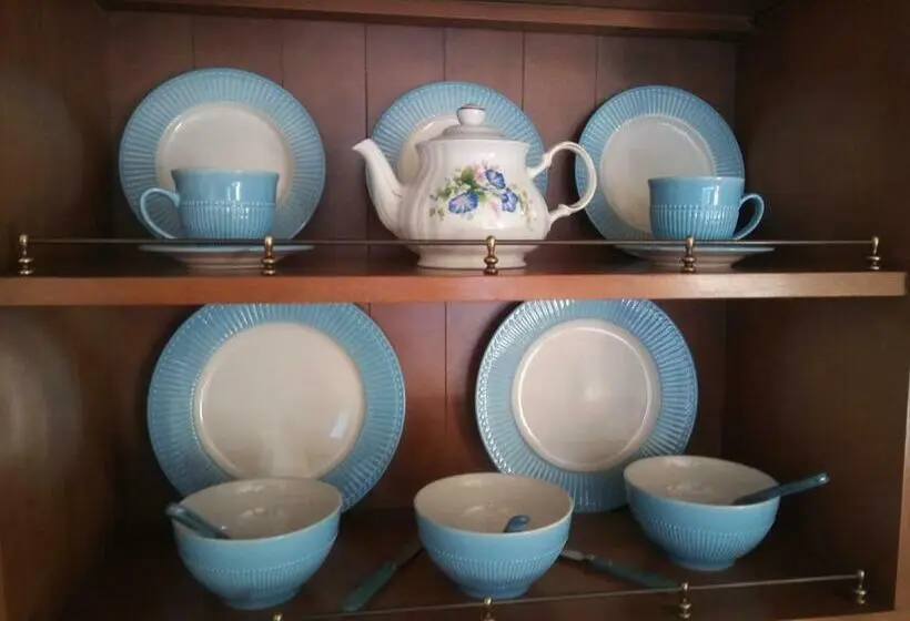 ２ベッドルームアパートメント, Rosedale Manor