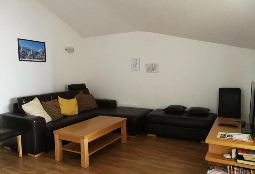 带2个卧室的公寓, Top Lodge Apartments