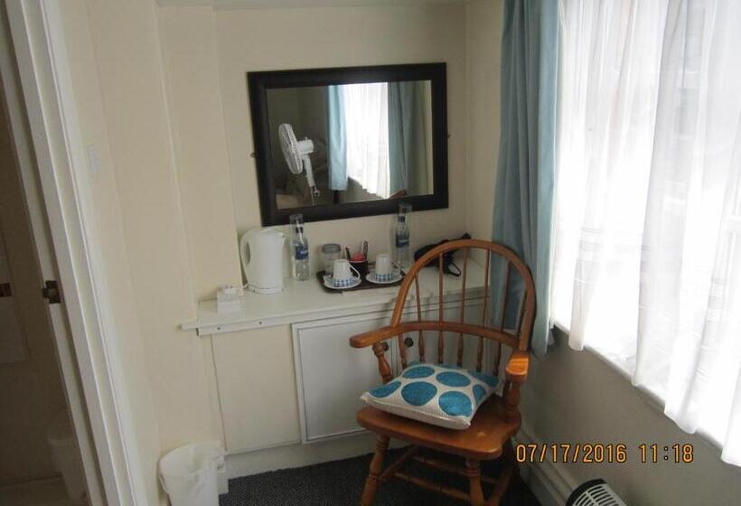 غرفة قياسية, Queen Mary Inn