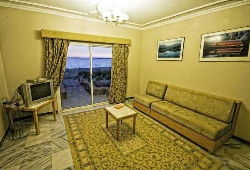 Люкс Повышенной Комфортности, Dolphin Beach Resort