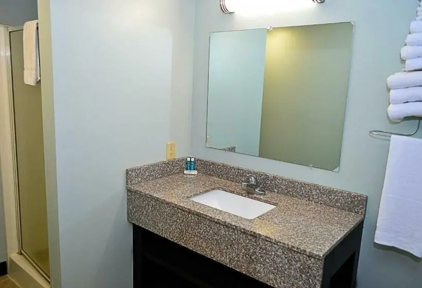 デラックスの４人部屋, Motel 6 Shartlesville, Pa