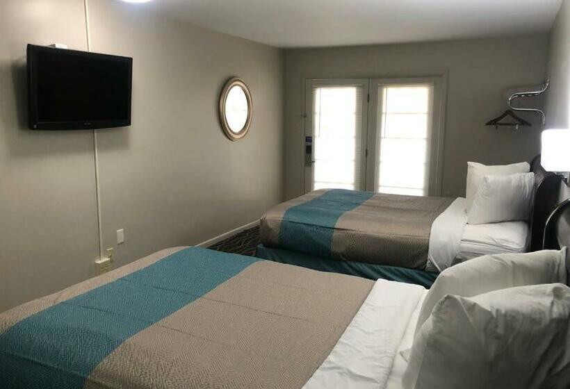 Четырехместный Номер Deluxe, Motel 6 Shartlesville, Pa