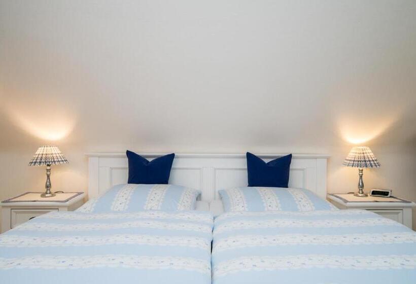 Номер Стандарт, Berlin