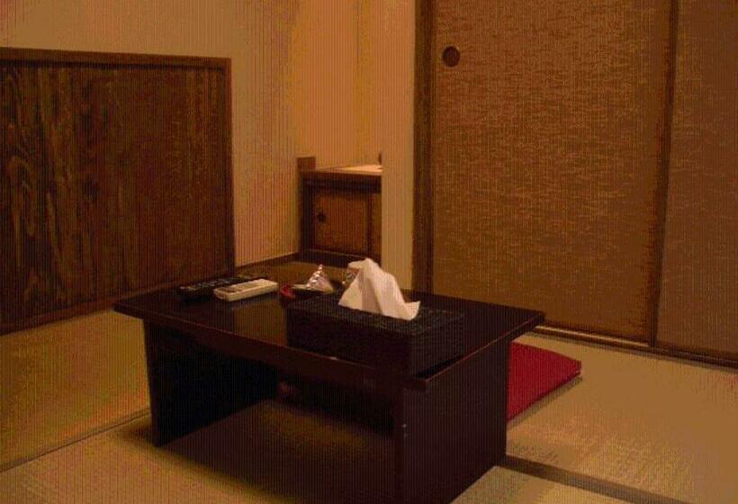 Banyo Paylaşımlı Ekonomik Oda, Family Ryokan Kawakyu With Showa Retro, Private Hot Spring