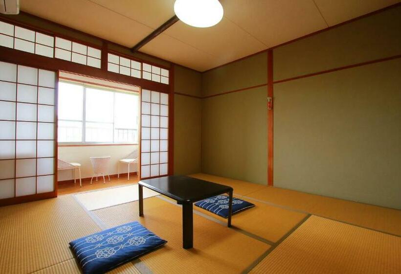 Orta Banyolu Üç Kişilik Standart Oda, Family Ryokan Kawakyu With Showa Retro, Private Hot Spring