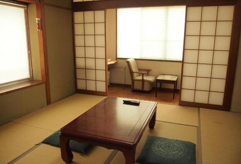 Orta Banyolu Üç Kişilik Standart Oda, Family Ryokan Kawakyu With Showa Retro, Private Hot Spring