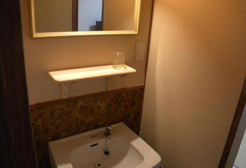 Banyo Paylaşımlı Ekonomik Oda, Family Ryokan Kawakyu With Showa Retro, Private Hot Spring