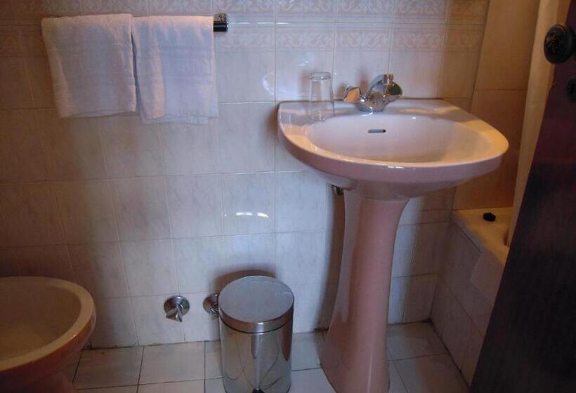 اتاق استاندارد چهار تخته, Guesthouse Lusa Atenas