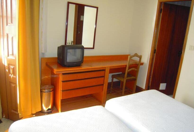 اتاق استاندارد, Guesthouse Lusa Atenas