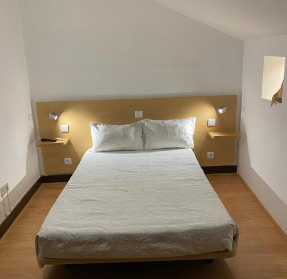 اتاق اکونومی, Guesthouse Lusa Atenas