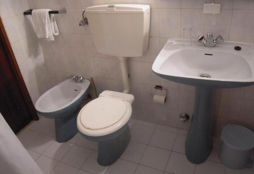 اتاق استاندارد یک نفره, Guesthouse Lusa Atenas