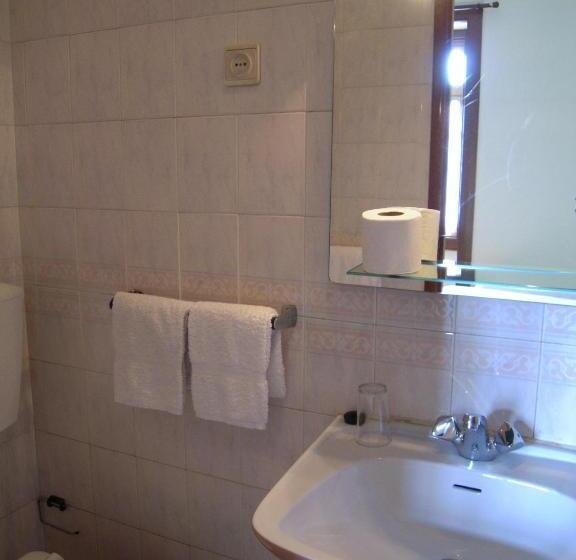 اتاق استاندارد یک نفره, Guesthouse Lusa Atenas