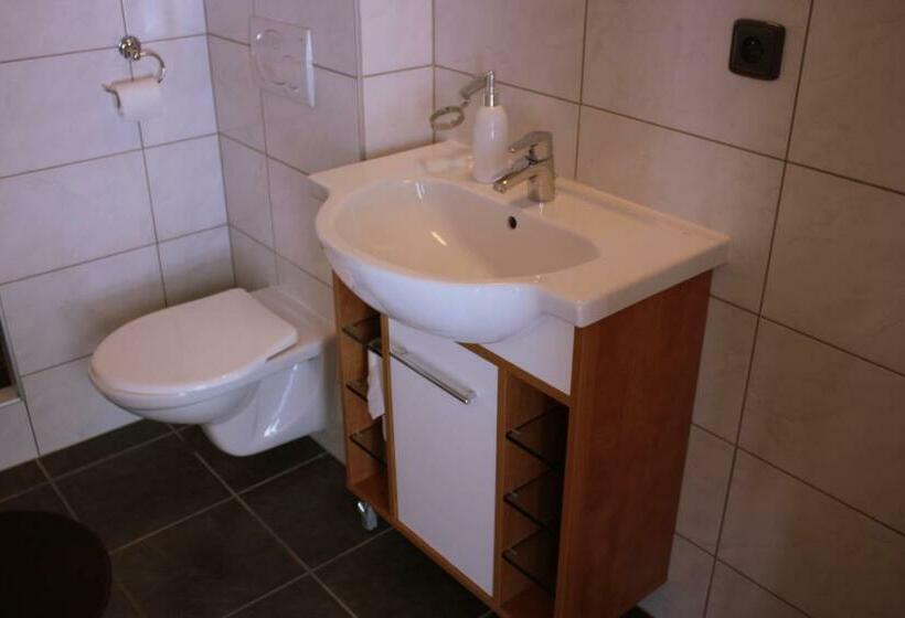 اتاق استاندارد, Penzion A Caférestaurant U Lávky