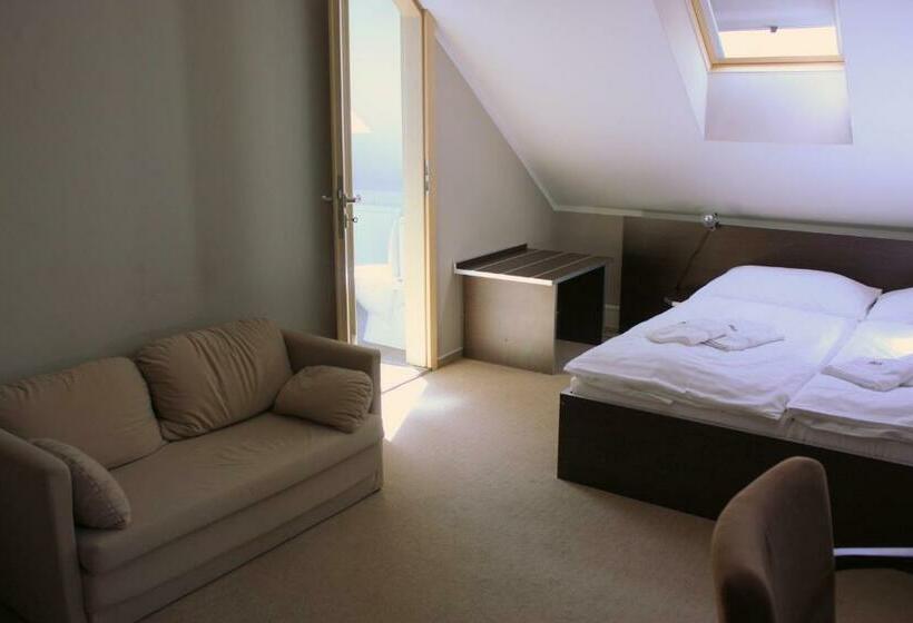 اتاق استاندارد, Penzion A Caférestaurant U Lávky