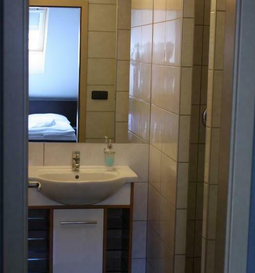 اتاق استاندارد, Penzion A Caférestaurant U Lávky