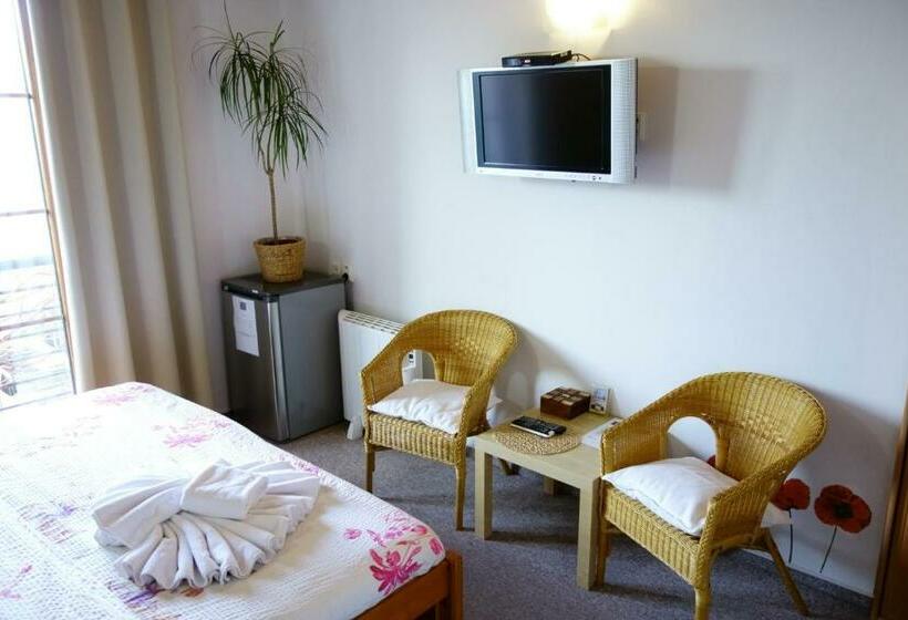 חדר סטנדרט, Pension Art