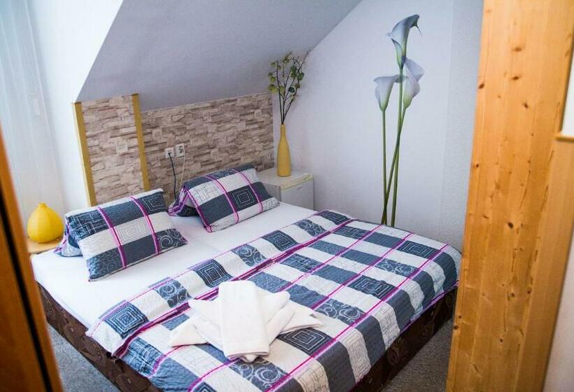 스탠다드 룸, Pension Art