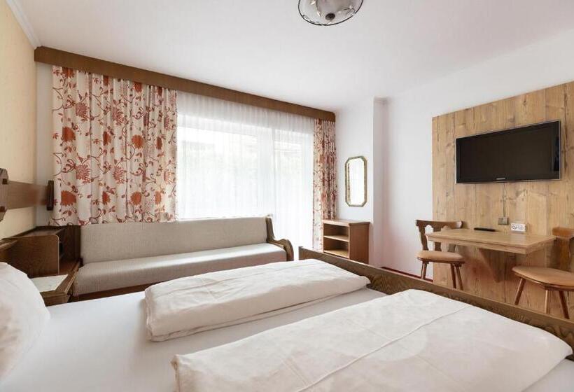 آپارتمان 4 خوابه, Pension Glockenstuhl